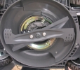 Honda grasmaaier HRX 476c VY 

De Honda Smart Drive™ – snelheid traploos regelen via simpele duimdruk

Automatische choke
Eénhands kliksysteem voor snel en gemakkelijk aanpassen/neerklappen van de stuurboom
Varibele snelheidsregeling Smart Drive
Rotostop
Versamow® techniek (U kan kiezen uit : maaien met opvang, alleen mulchen, bladeren verhakselen met opvang of maaien en uitwerpen)
centrale hoogteregeling